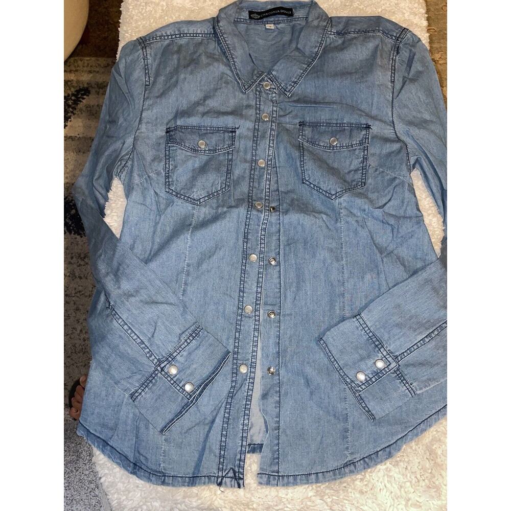 Chaconia Dolls Women’s Sz 8 Snap Button Down Chambray Shirt. Never Worn